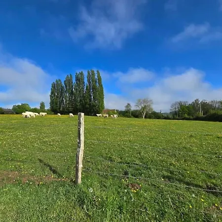 Escapade Nature, 2 Maisons De Charme Pour 6 *