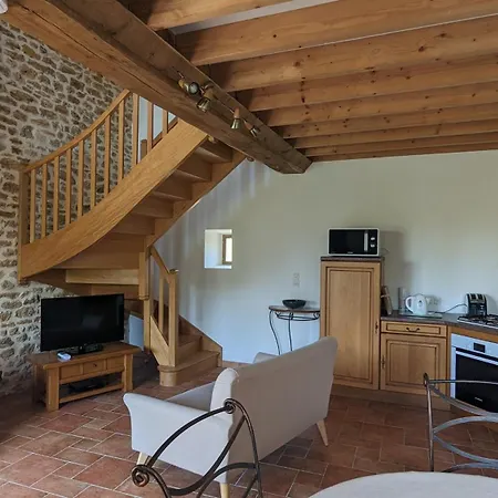 Escapade Nature, 2 Maisons De Charme Pour 6